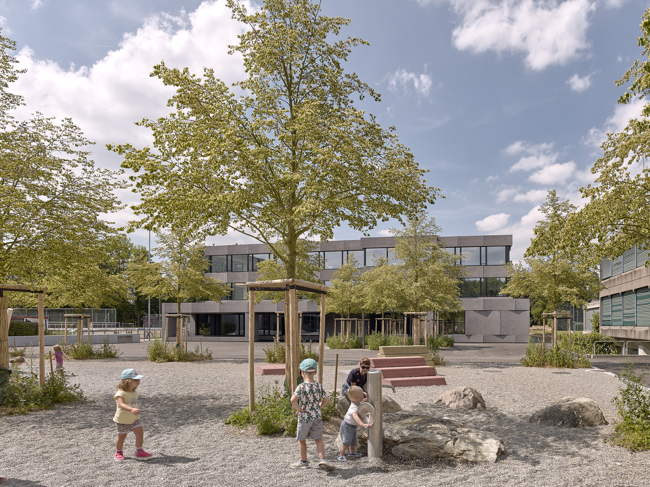 E19708 Alpa 091226 SCREEN